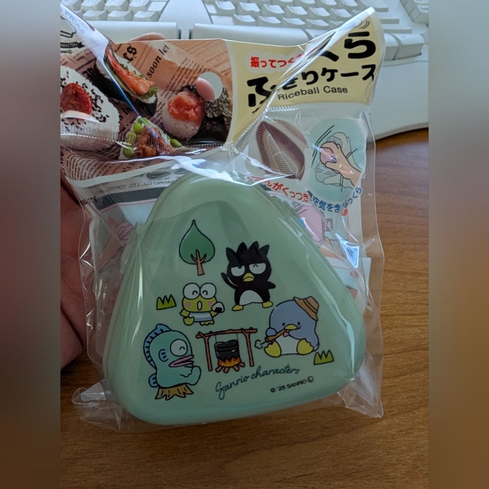 NWT  Licensed Hello Kitty by Sanrio Characters Onigiri holder - Hapidanbui